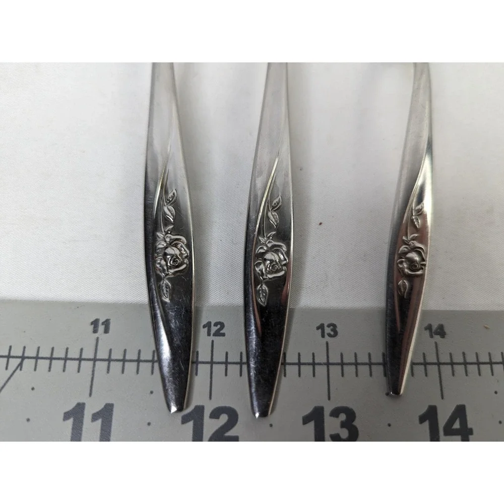 Oneida Lasting Rose 2 Tablespoons 1 Soup Spoon‎ Stainless Flatware Oneidacraft